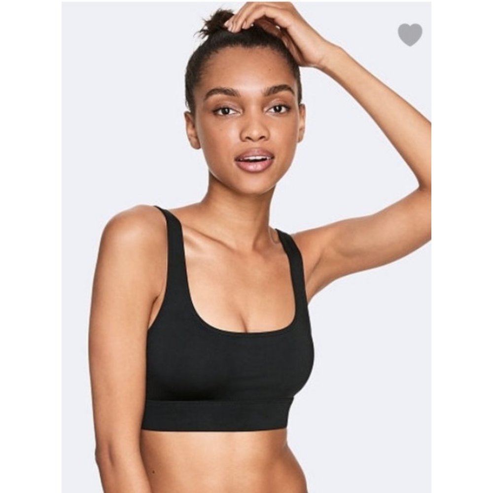 NWT PINK  Ultimate Lightly Lined Scoop Sports Bra